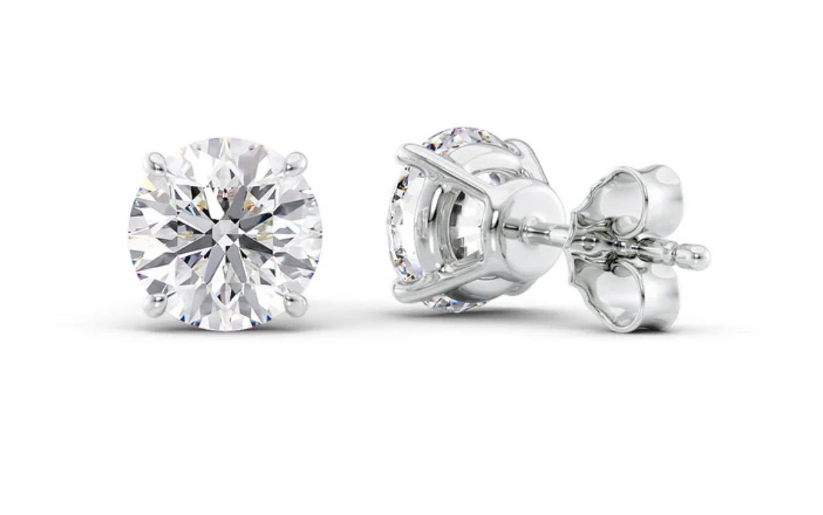 Round Diamond Studs