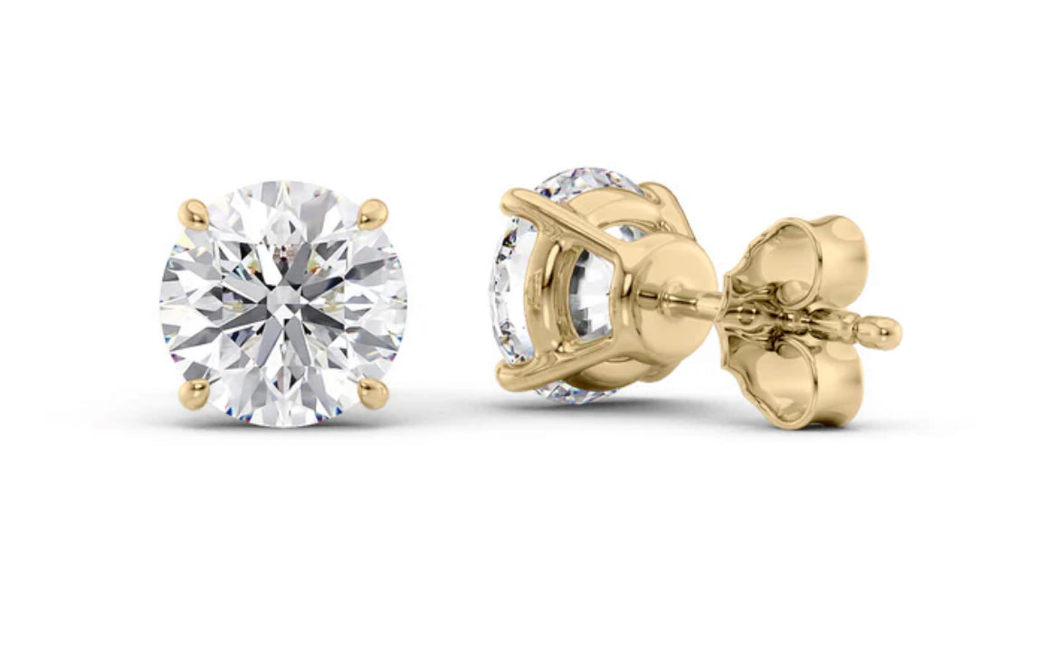 Round Diamond Studs