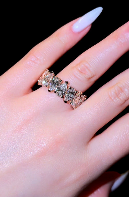Pear Super Queen Wedding Band