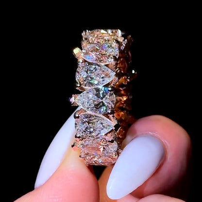 Pear Super Queen Wedding Band