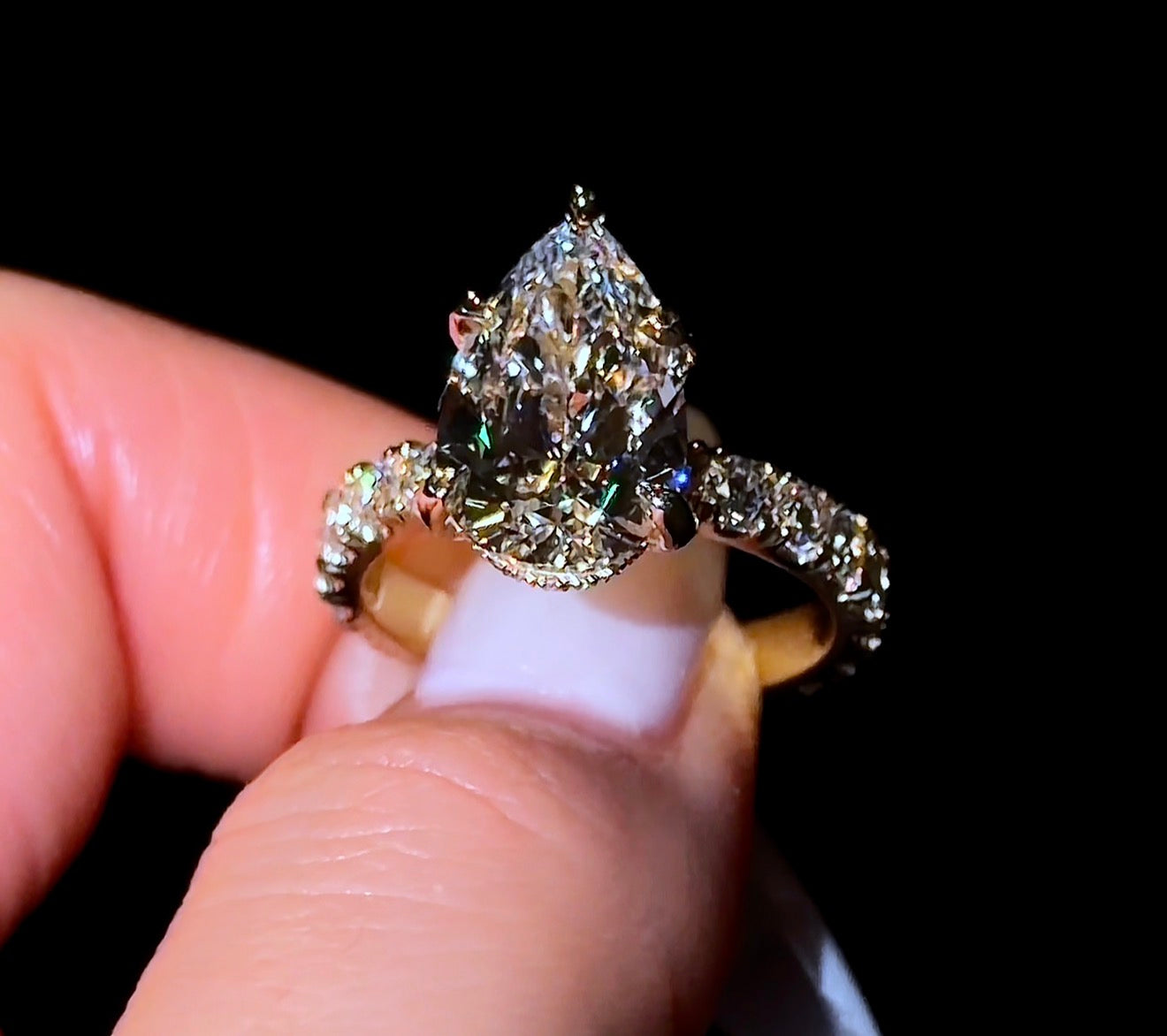 Pear Pavé Everything