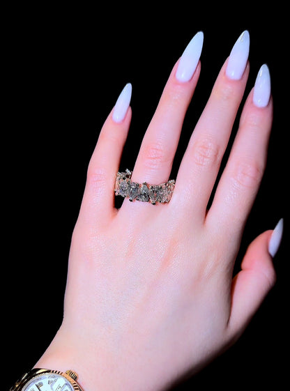 Pear Super Queen Wedding Band