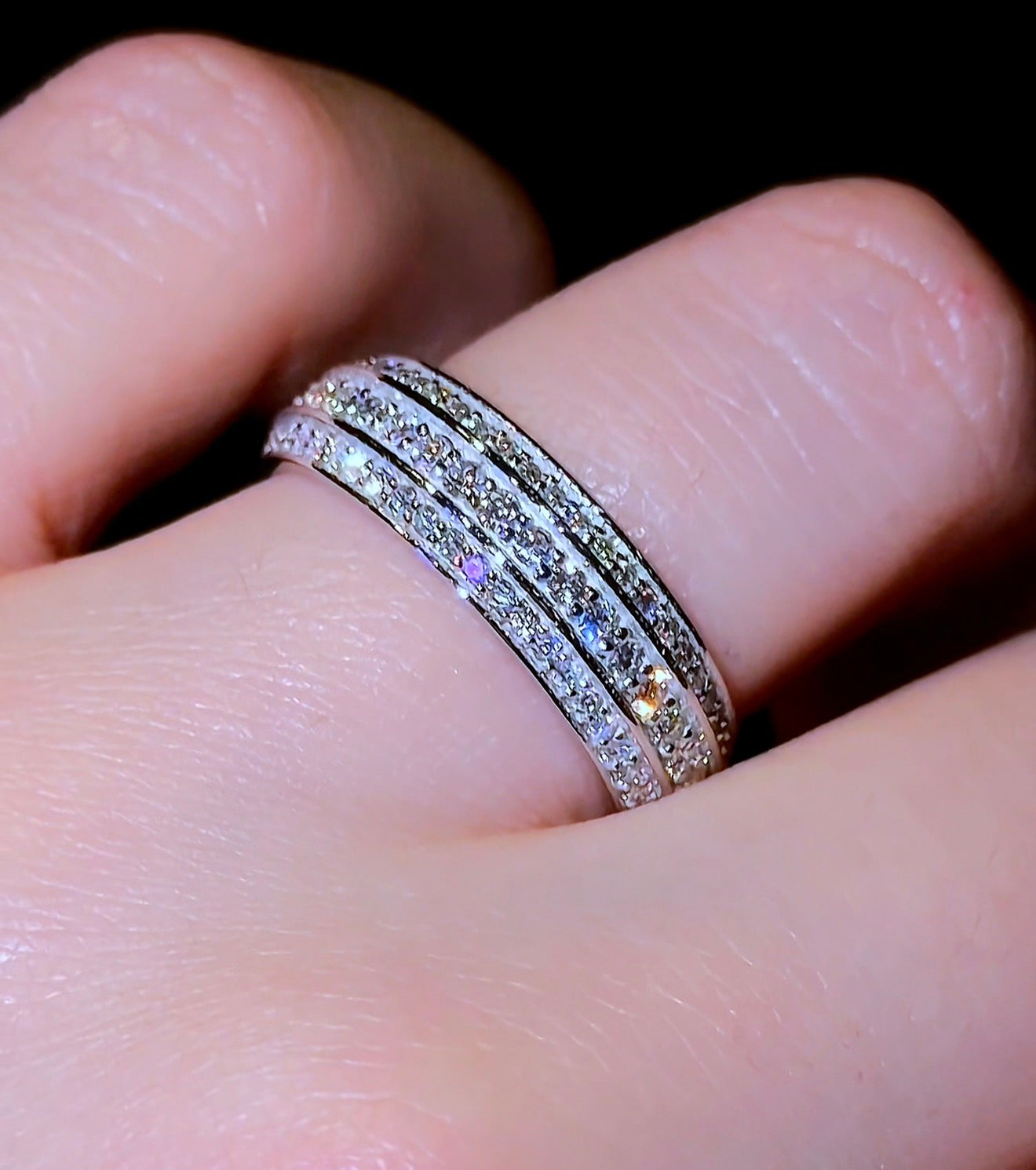 Triple Pavé Bevelled Men’s Wedding Band