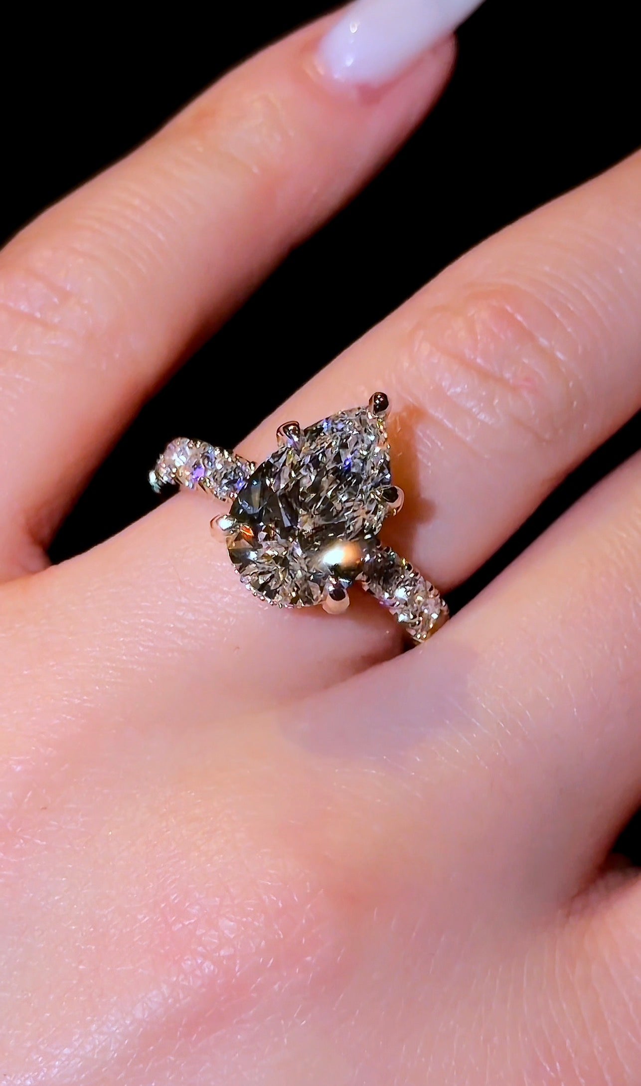 Pear Pavé Everything