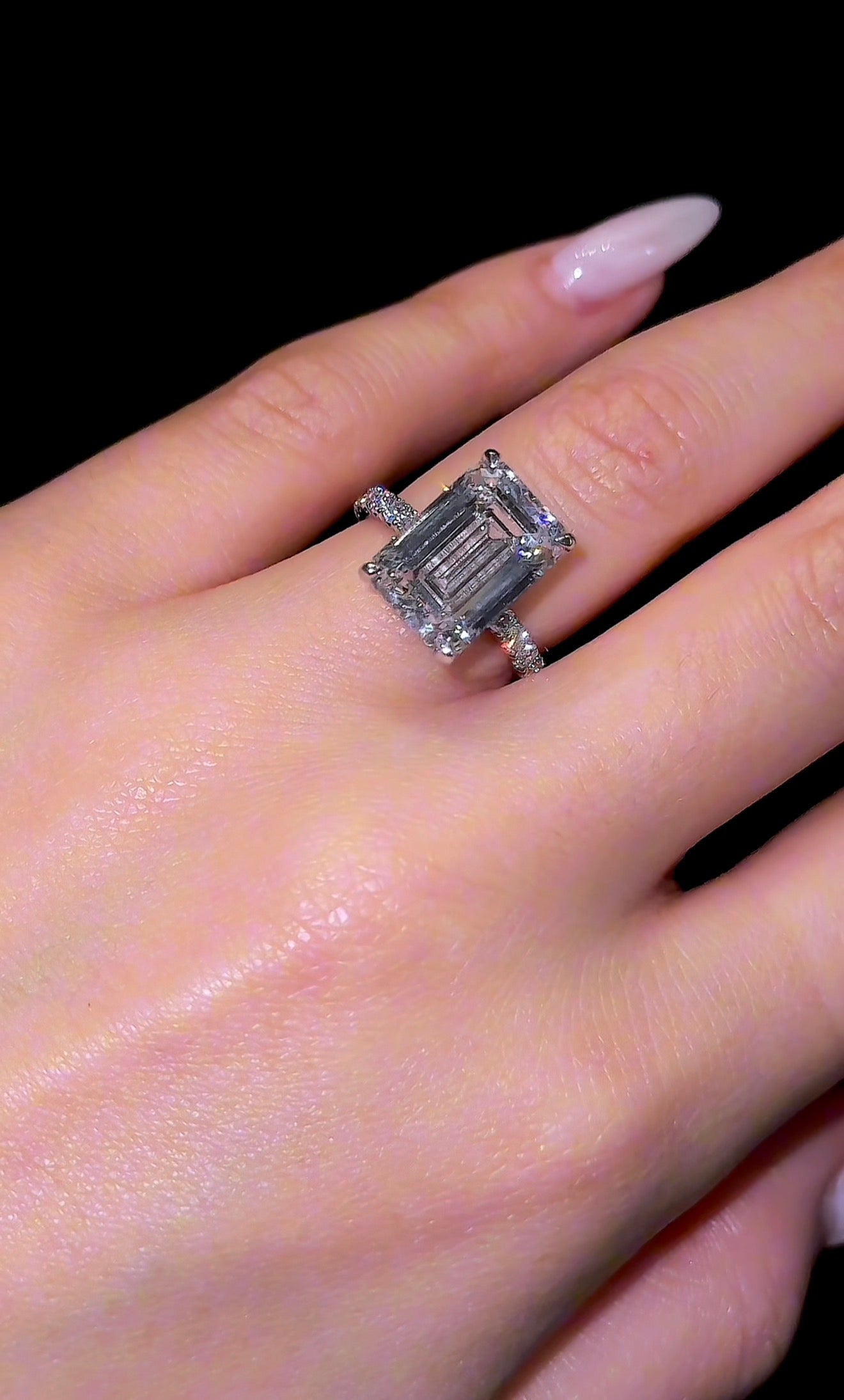 Emerald Pavé Everything