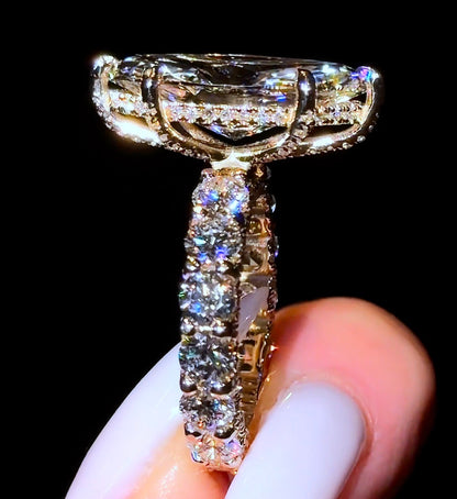 Marquise Queen Ring