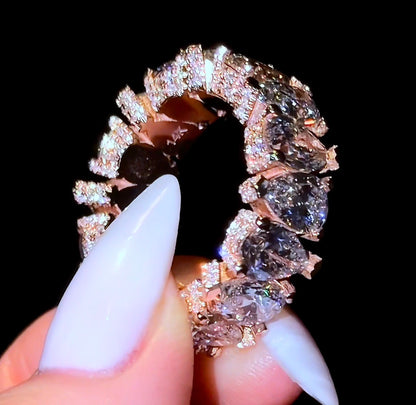 Pear Super Queen Wedding Band