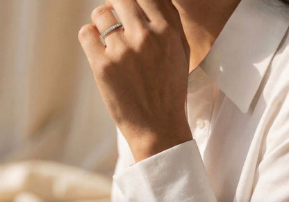 2.3mm Pavé Wedding Band