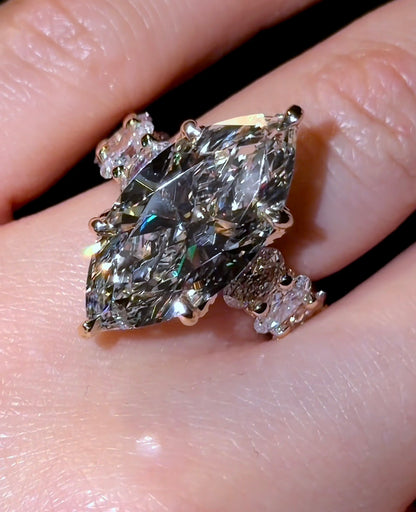 Marquise Flower Super Queen