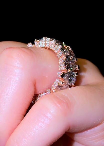 Pear Super Queen Wedding Band