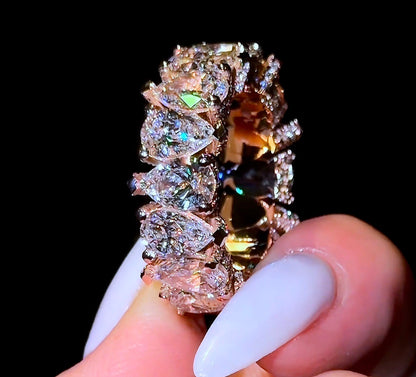 Pear Super Queen Wedding Band