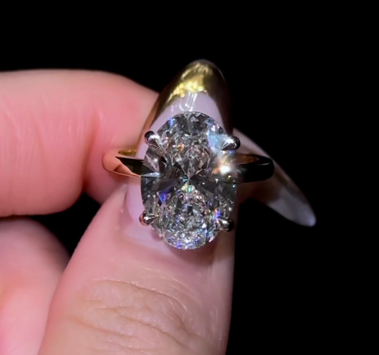 椭圆形隐藏光环