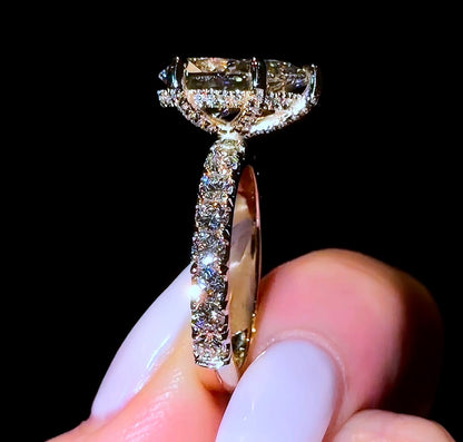 Pear Pavé Everything