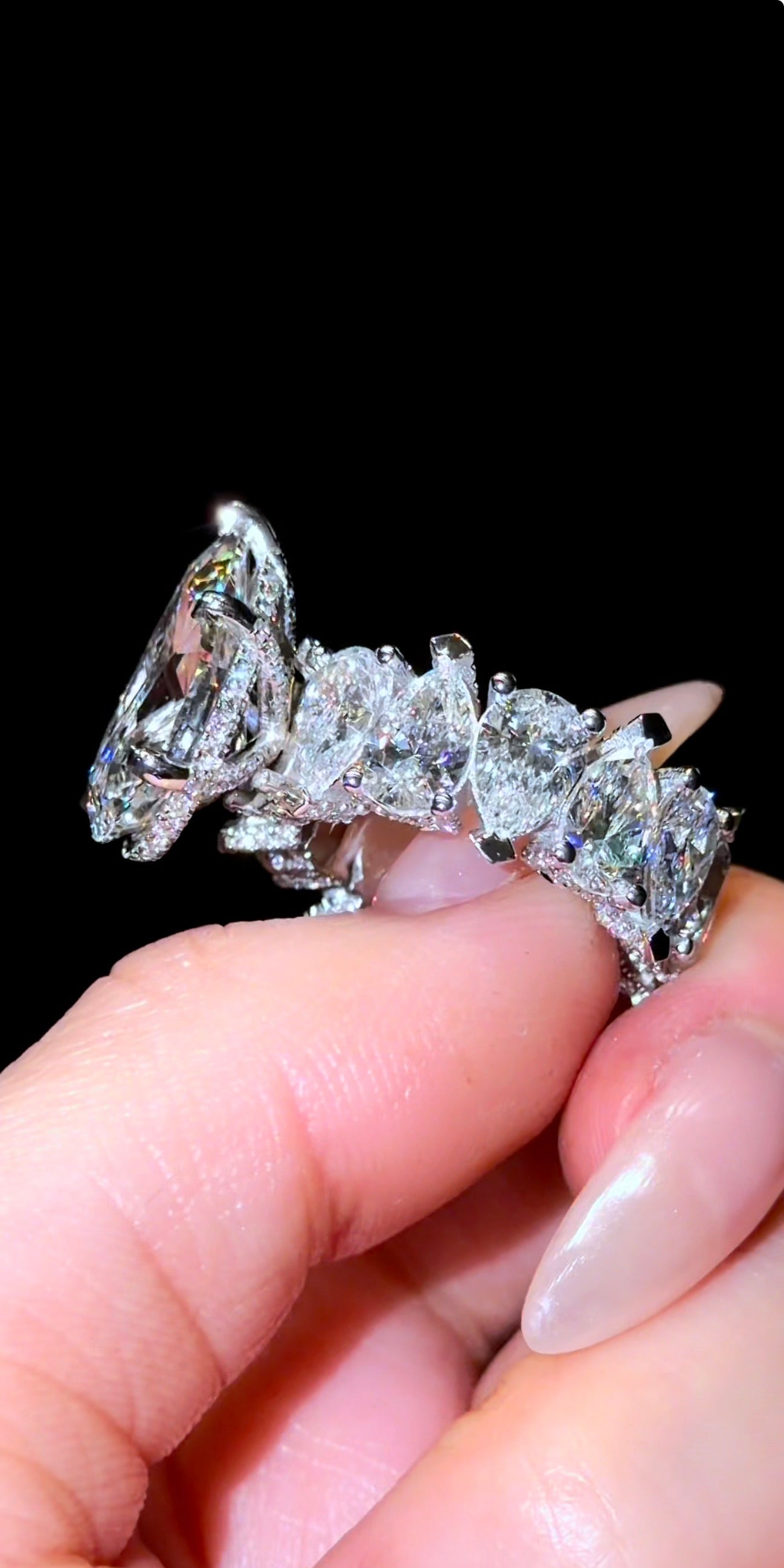 Pear Super Queen Ring