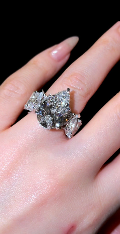Pear Super Queen Ring