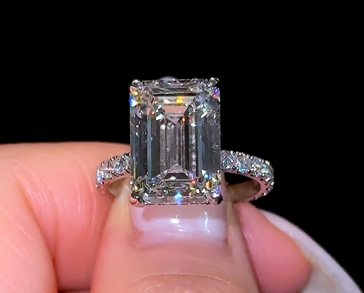 Emerald Pavé Everything