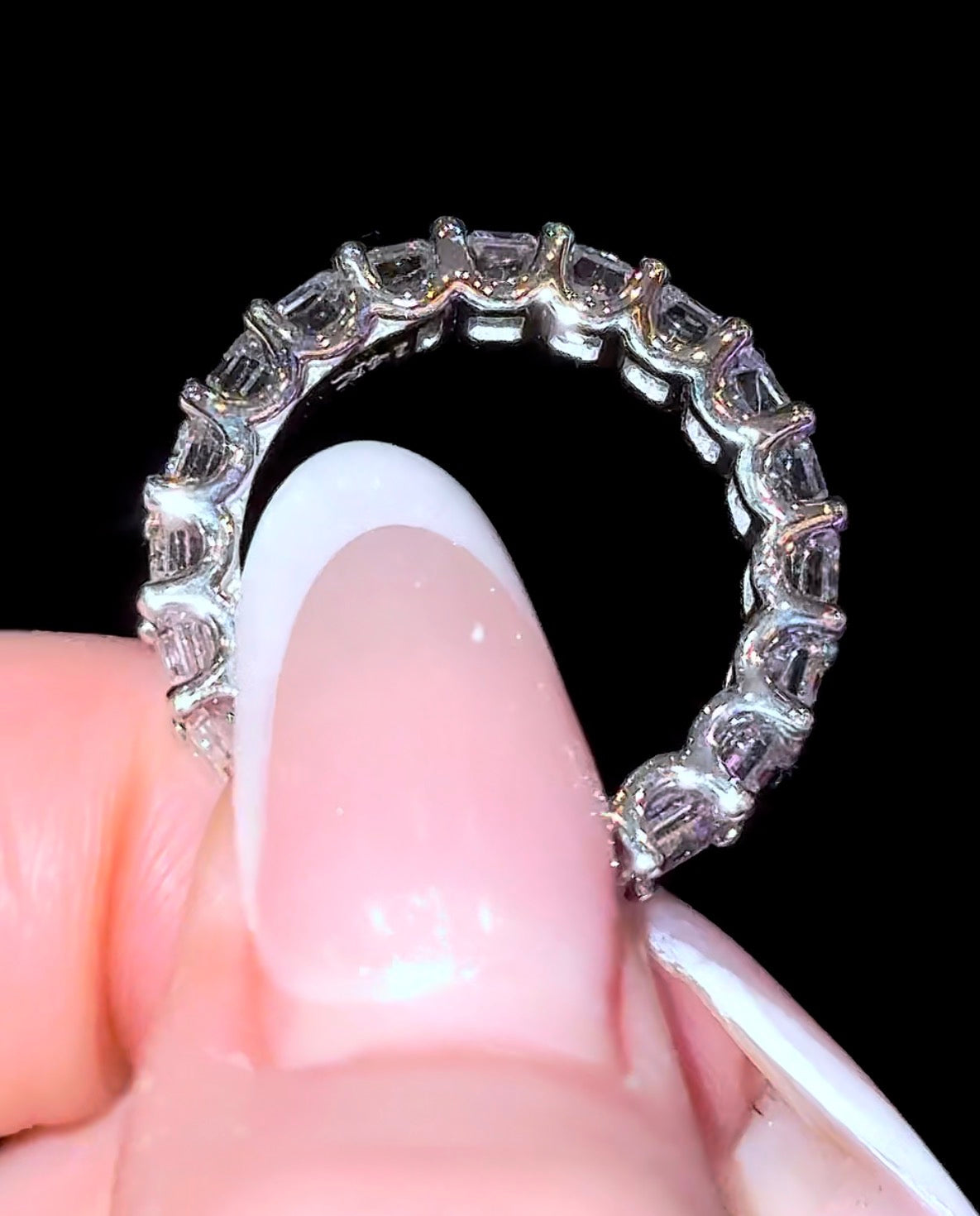 Smaragd U Prong Eternity