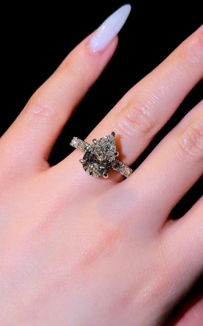 Pear Pavé Everything