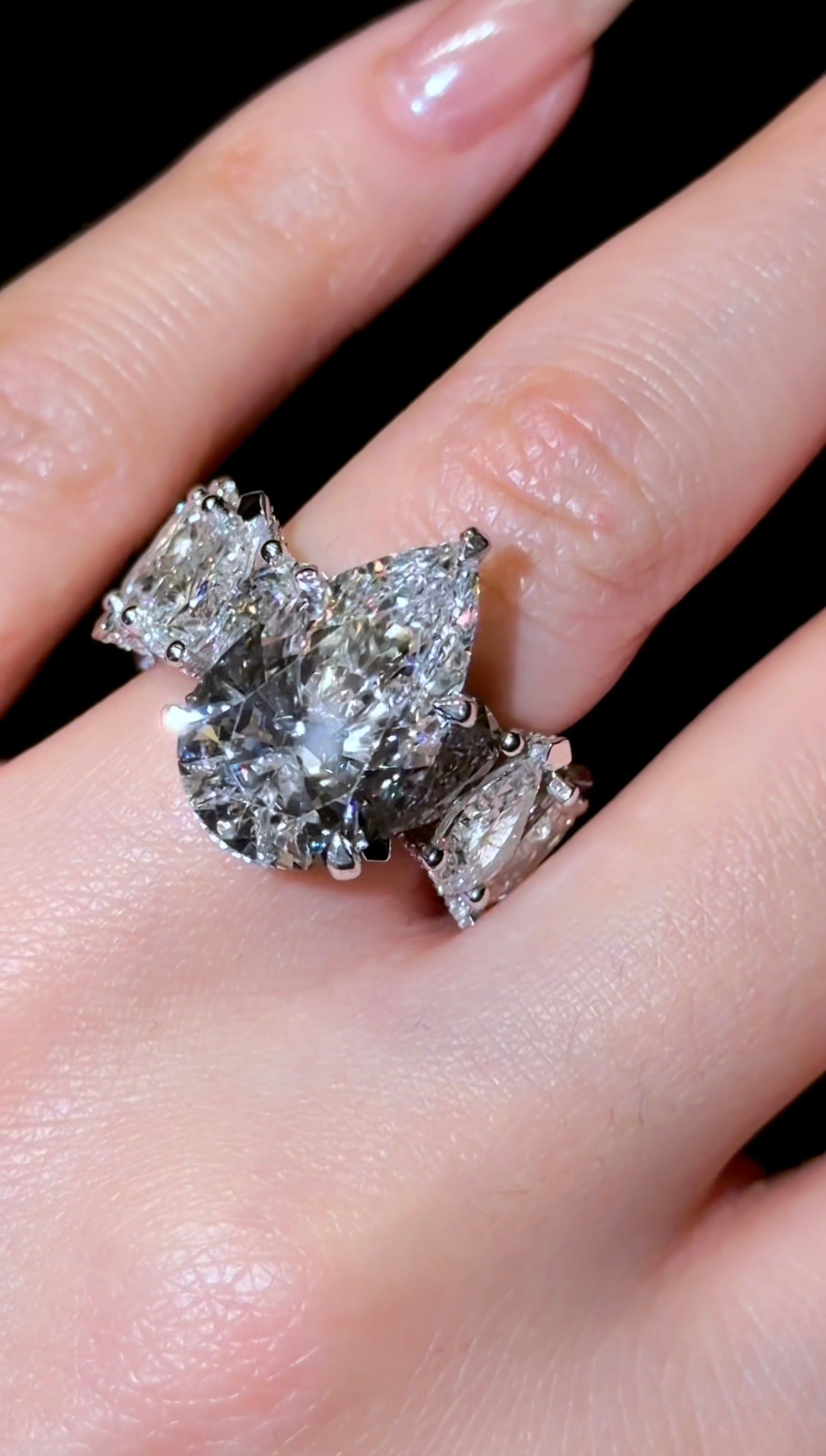 Pear Super Queen Ring