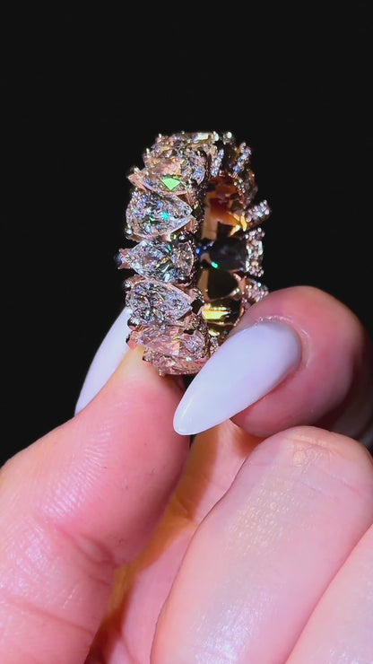 Pear Super Queen Wedding Band
