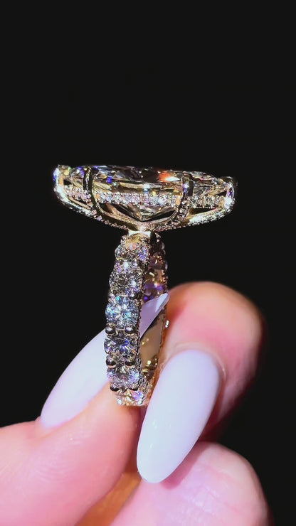 Marquise Queen Ring